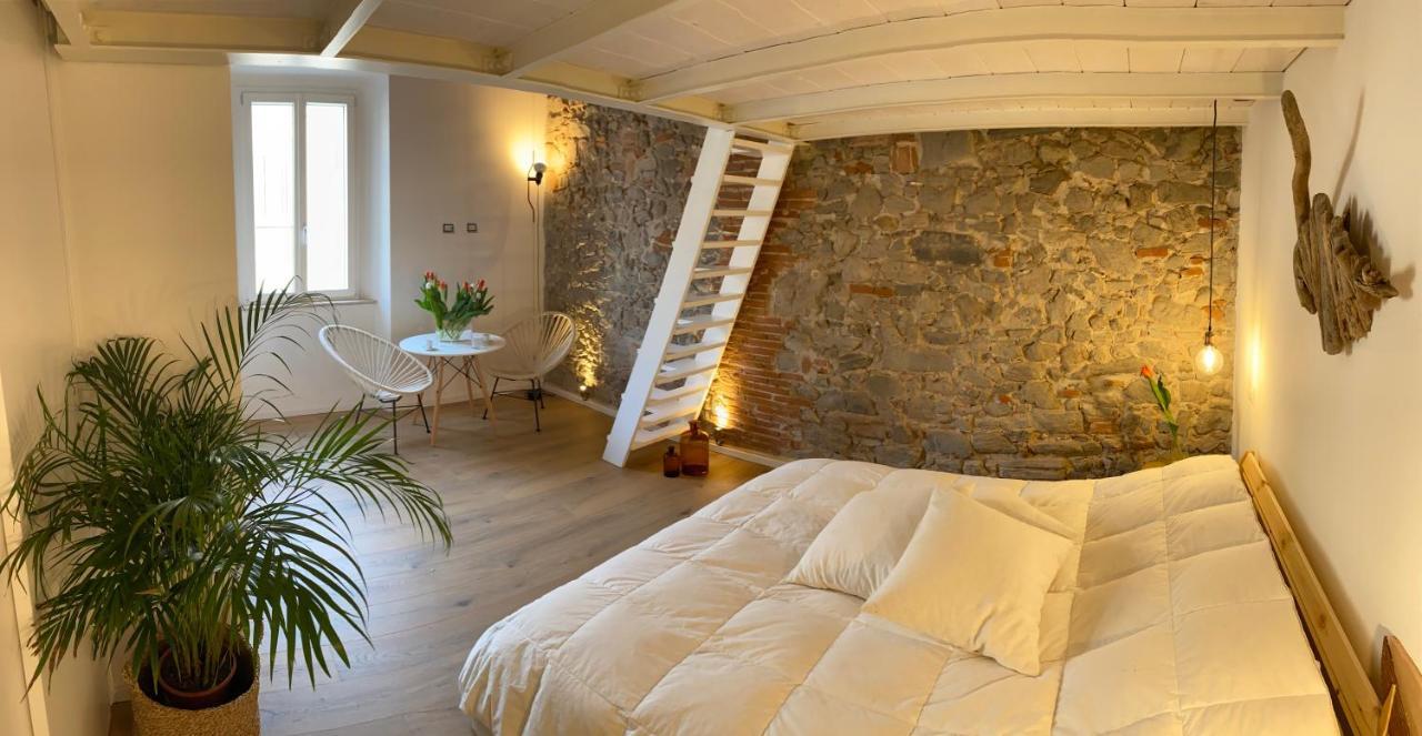 Civiconovantatre - New B&B Сан-Винченцо Экстерьер фото