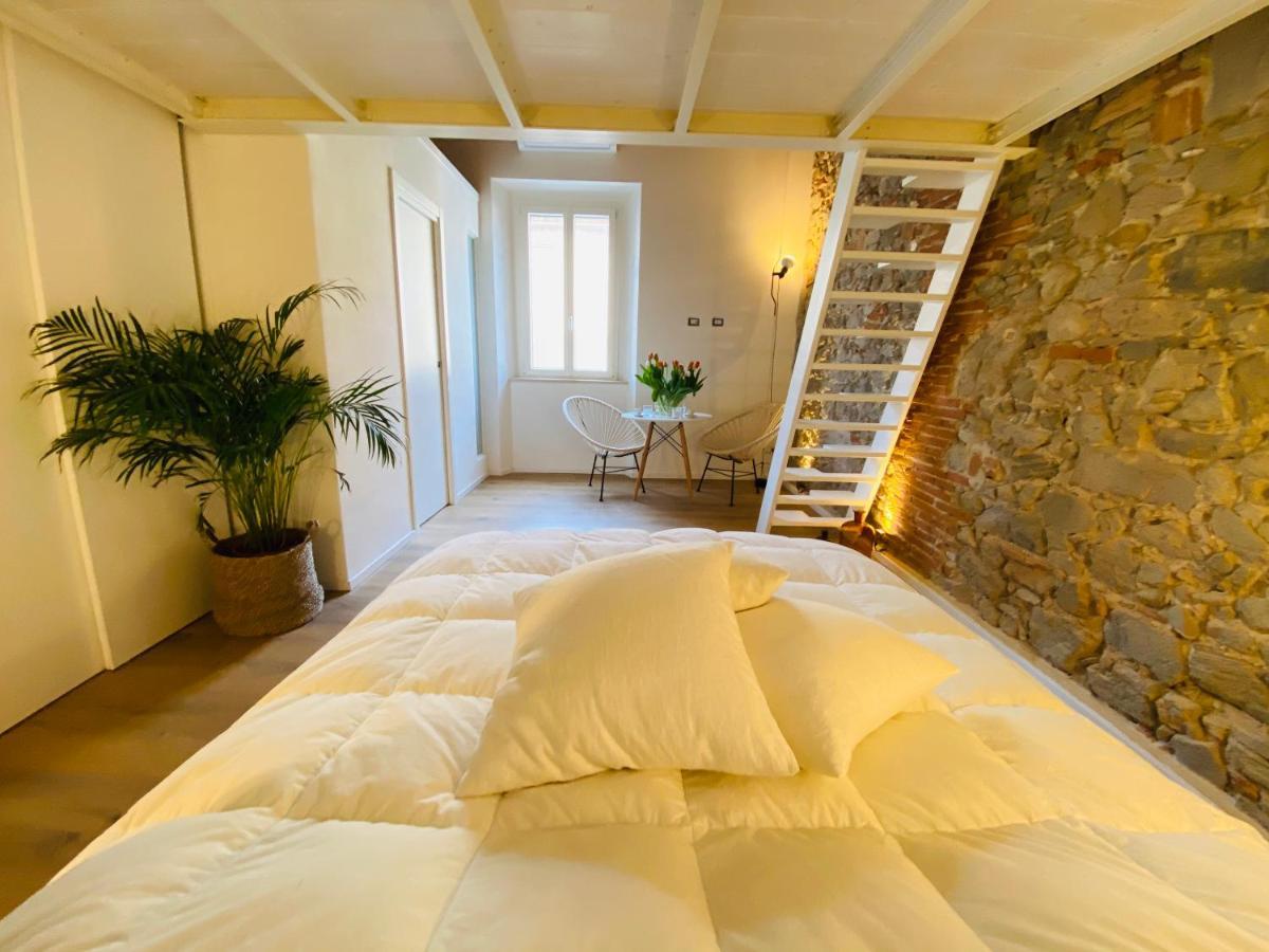 Civiconovantatre - New B&B Сан-Винченцо Экстерьер фото